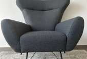 Modern Comfortable Arm Chair for sale (excellent condition)