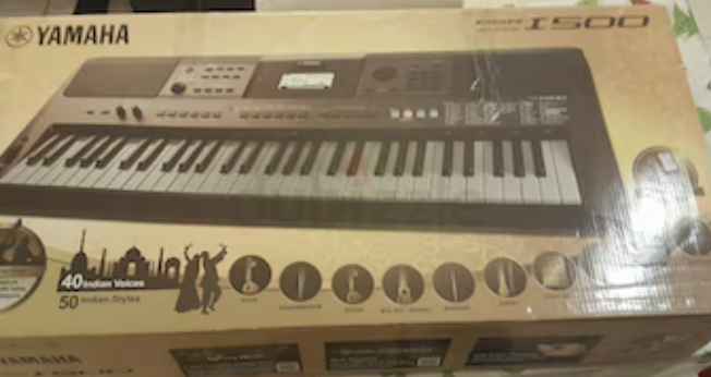 Yamaha keyboard PSRi500