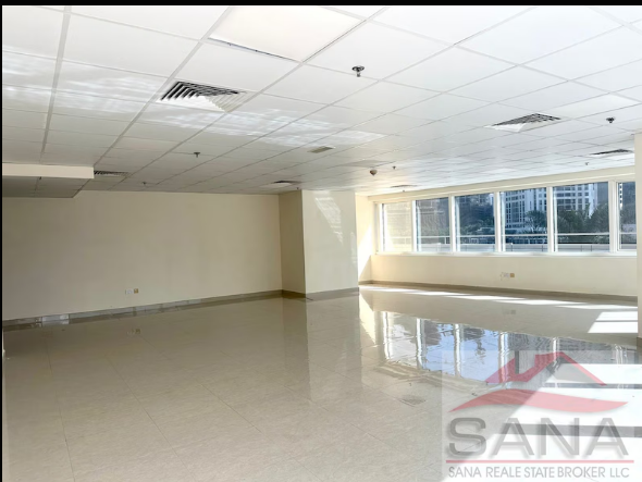 Vacant Office in One Lake Plaza – JLT