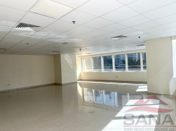 Vacant Office in One Lake Plaza – JLT