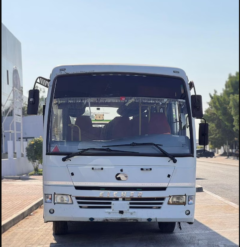 Eaicher 64 seater Bus 2015 White Gcc Low Km