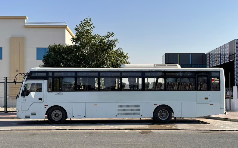 Eaicher 64 seater Bus 2015 White Gcc Low Km