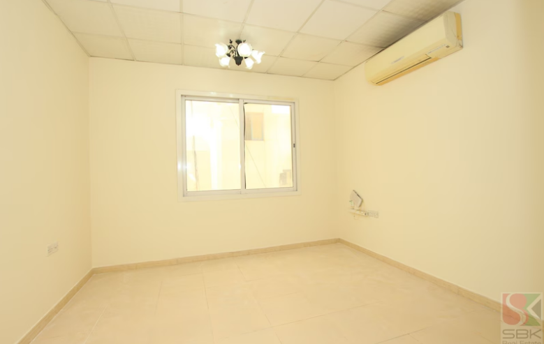 Studio Office In Mobile Market Al Murar Deira