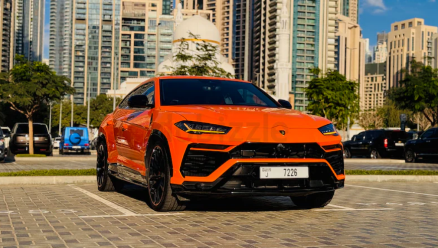 Lamborghini Urus Standard