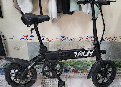 TRUK CYCLE AND SCOOTER BLACK COLOR