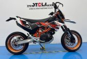 KTM SMC690R 2017 in Dubai