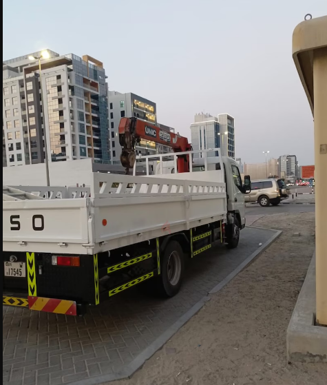 FOR SALE: 2021 Mitsubishi Canter Fuso with Unic 290 Crane