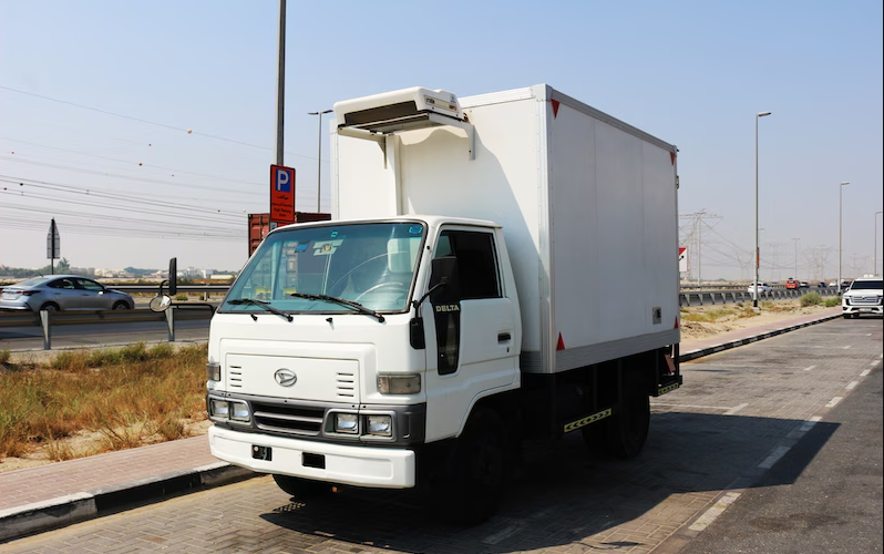 DAIHATSU DELTA PICKUP WITH FRIDGE 1999