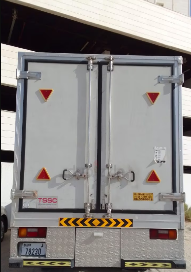 Ashok leyland 2022(46000km) Price 80 k+vat (cond 9.5/10)