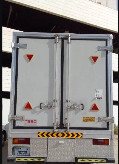 Ashok leyland 2022(46000km) Price 80 k+vat (cond 9.5/10)