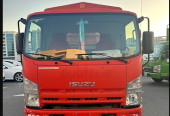 Isuzu 3 ton pickup truck