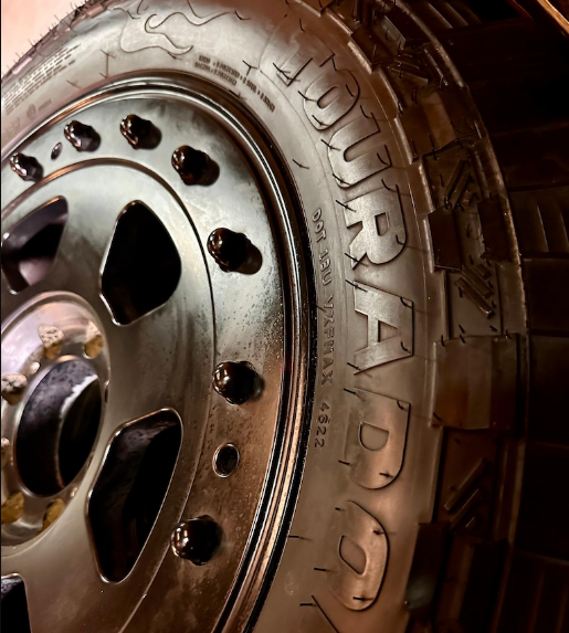 رنقات جيب مرسيدس مع الاطارات