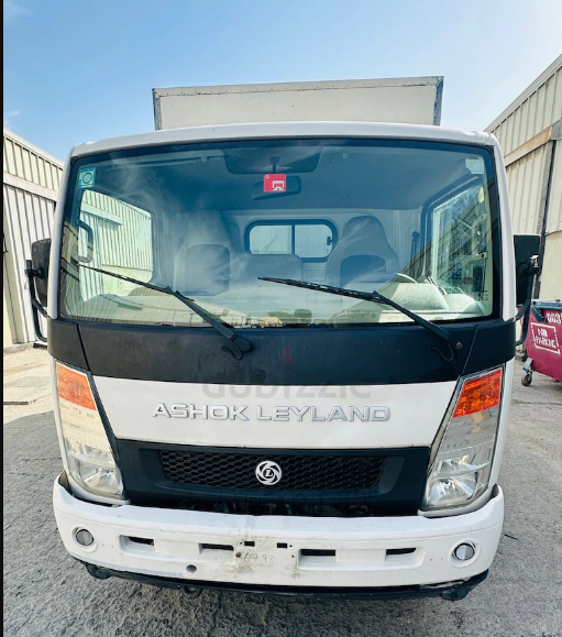 3 ton pick up truck. ( Ashok Leyland ))