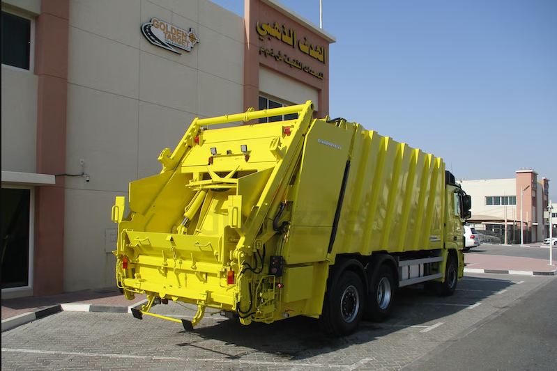 MERCEDES 2632 6X2 COMPACTOR TRUCK 2014