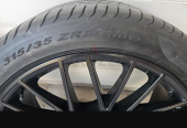 RS spyder Porsche Genuine 21 inch black set with Pirelli tires