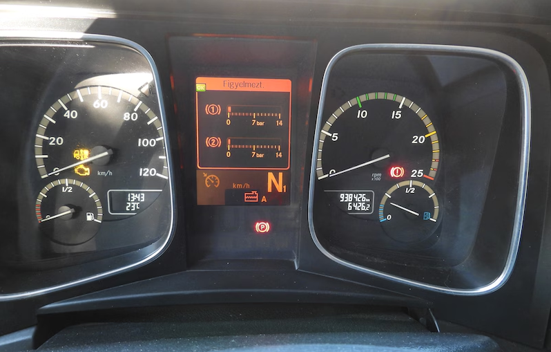 Mercedes Benz 1845 MP3