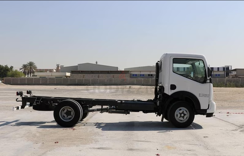 ASHOK LEYLAND PARTNER 3 TON PICKUP/TRUCK