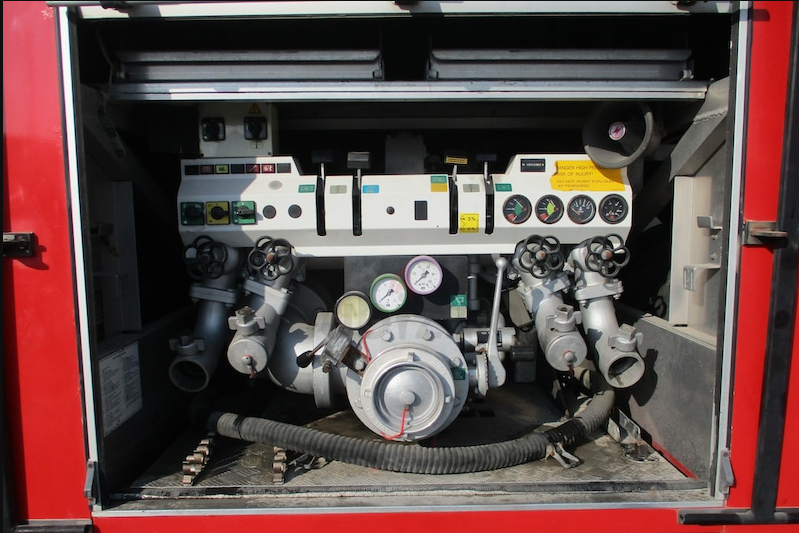 SCANIA 94G 4X2 FIRE TRUCK 2001