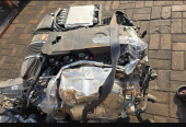 Mercedes s500 4 Matic engine
