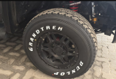 FJ CRUISER: ARCTIC TRUCKS RIMS BRAND NEW DUNLOP TIRES