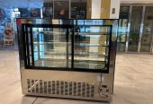 Cake refrigerator use for 3 months Shj shj