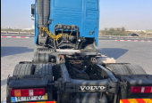 VOLVO HEAD TRUCK
