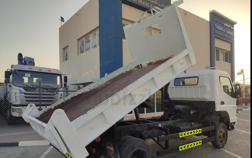 2010 MITSUBISHI CANTER 4X4 TIPPER PICK UP