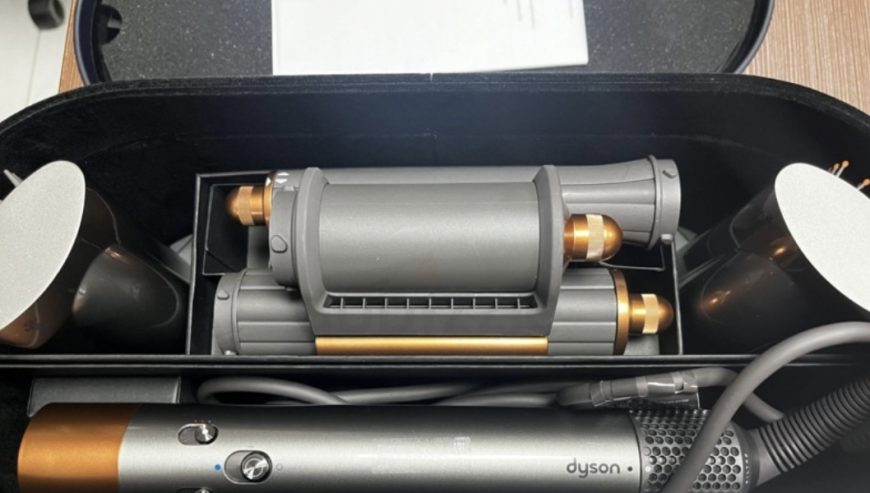 Dyson HS05 Airwrap Nickel Copper ( UK Spec ) Only open box not used