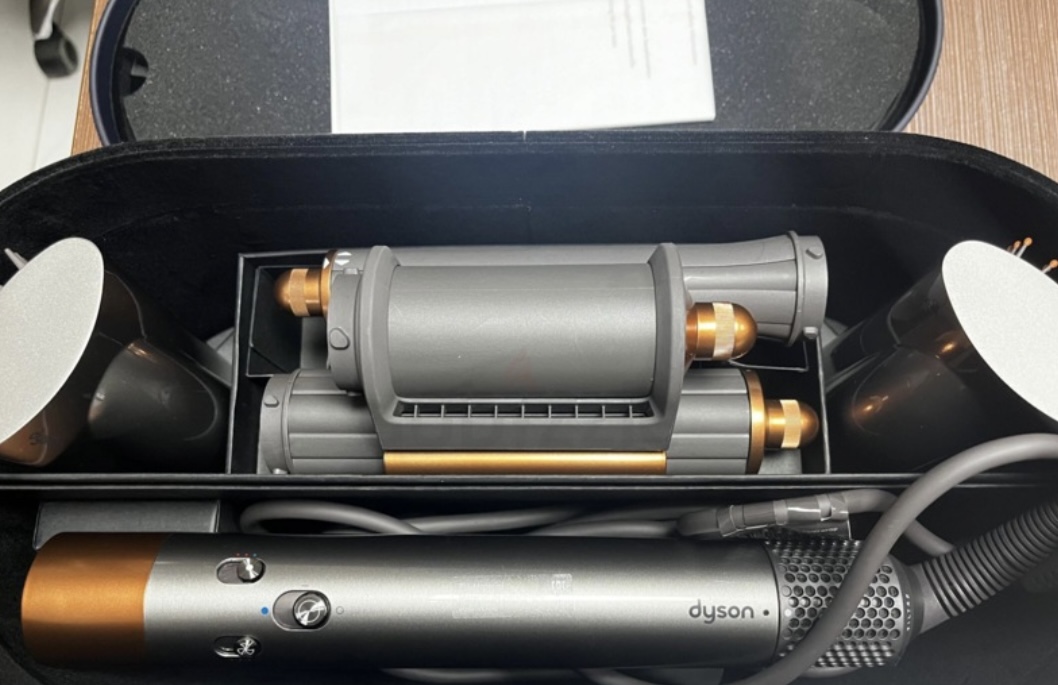 Dyson HS05 Airwrap Nickel Copper ( UK Spec ) Only open box not used