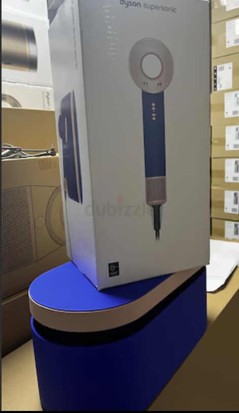 Dyson Supersonic Blue blush Only Open Sealed Never Used