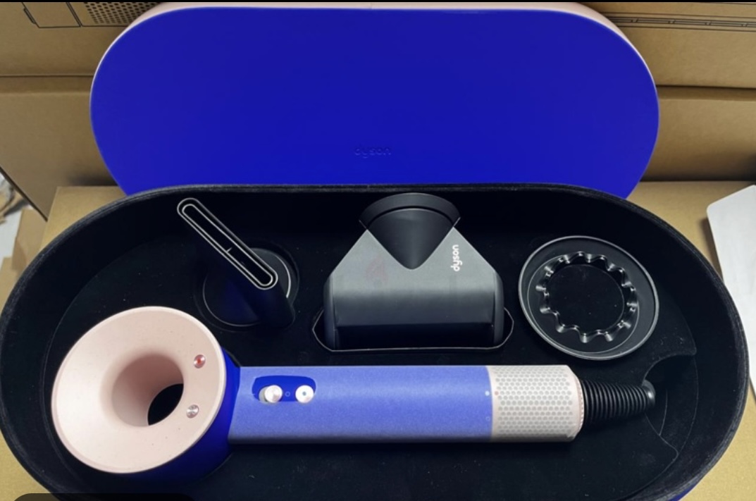 Dyson Supersonic Blue blush Only Open Sealed Never Used