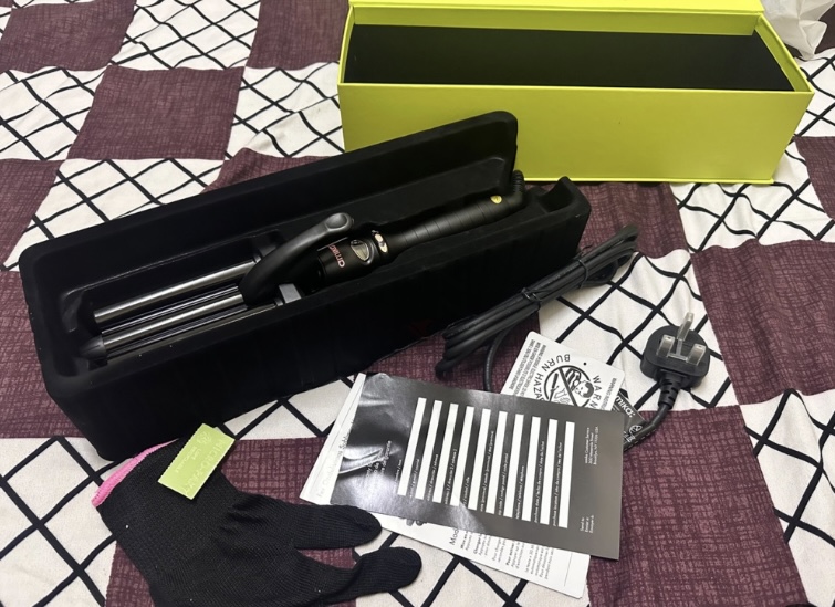 Amika: High Tide Deep Waver (BRAND NEW)