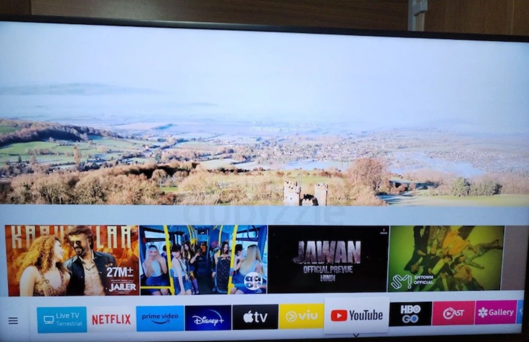 Samsung 55 inches 4h uhd smart tv