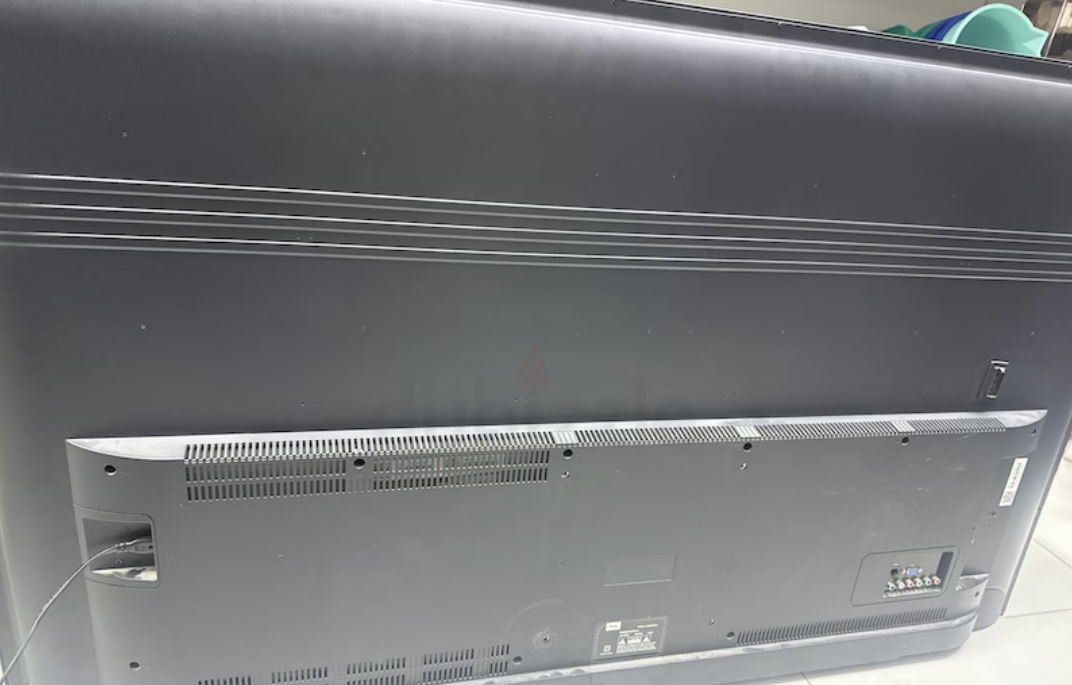 TCL LED 48inch TV for sale