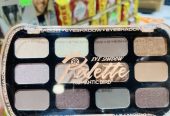 Ladies Eye shadow pallet