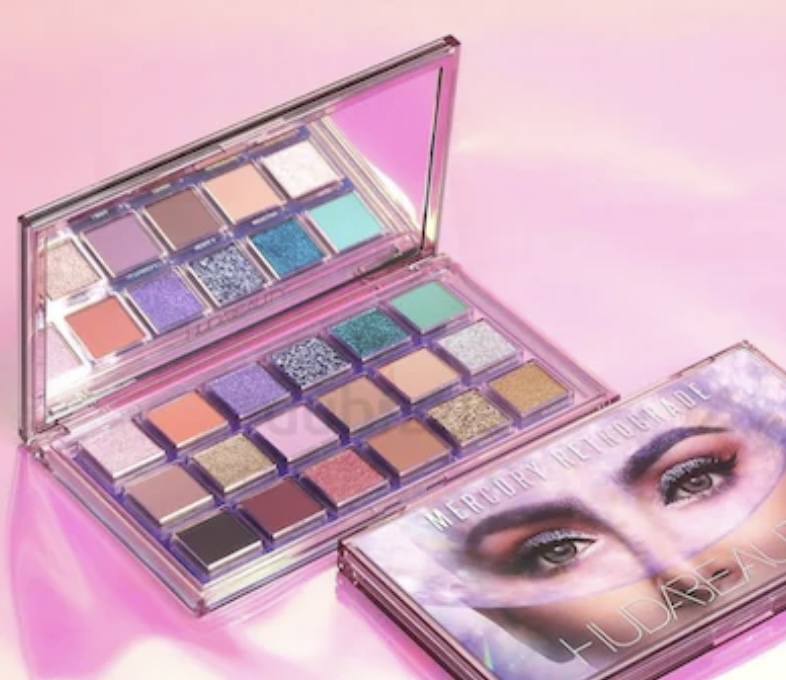 Huda beauty Eyeshadow pallet