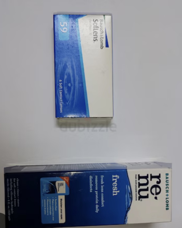 Bausch Lomb (-2.5) contact lenses and Renu solution