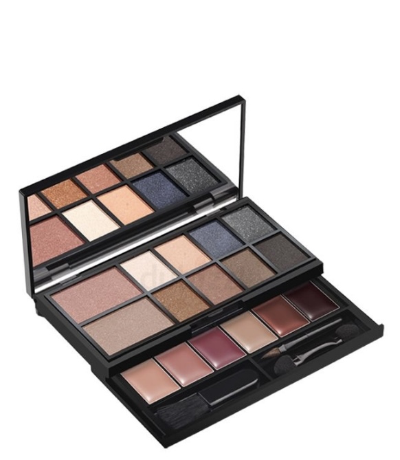 ايشادو ماركه مكياجي جديده غير مستعمله Eyeshadow brand new makemy unused