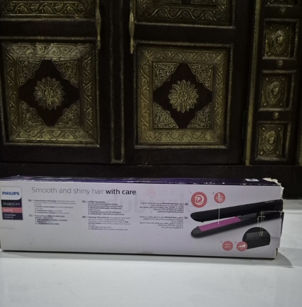 Philips StraightCare Essential Hair Straightener
