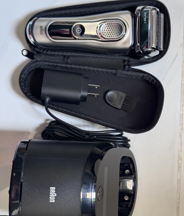 Braun Series 9 9090cc Electric Shaver