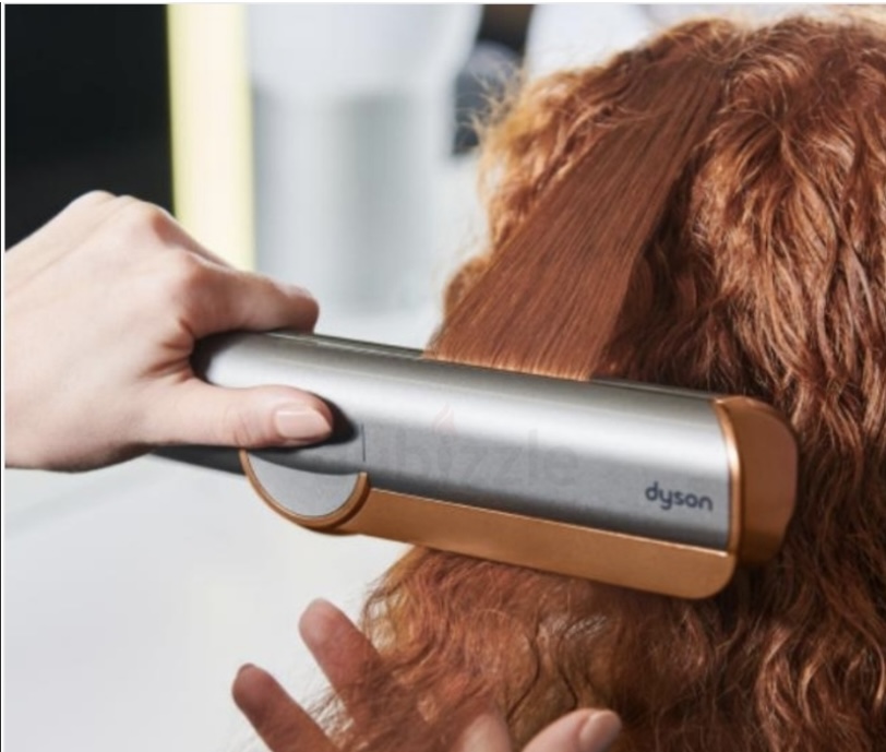 Under warranty Dyson Airstrait straightener Nickel/Copper