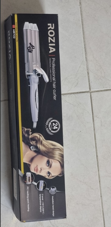 Brand New Rozia Proffessional Hair Curler