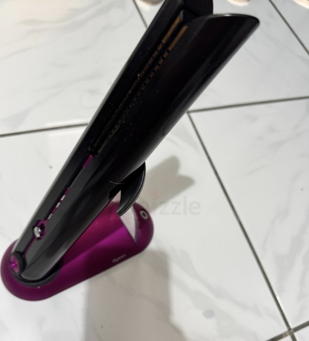 Dyson hair straightener