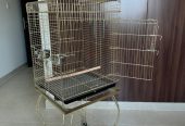 SELLIG GOLDEN PARROT CAGE IN PERFECT CONDITION WITH STAINLESS STEEL CUPS