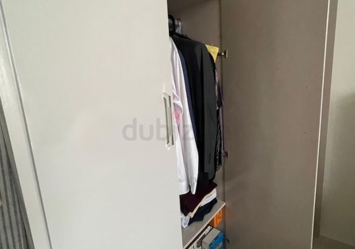 Pan Home 3 doors wardrobe with Mirror like new