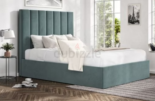 New Queen saiz family bed selling brand new good quality