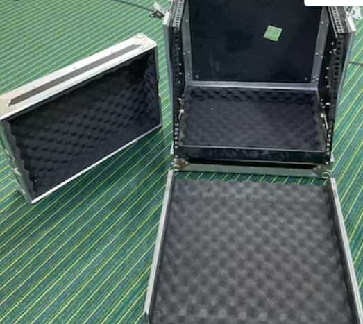 Amplifier rack case