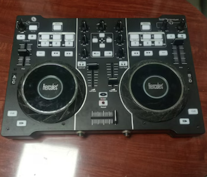 DJ- recording equipment