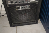 Guitar amp Fender Rumble 15