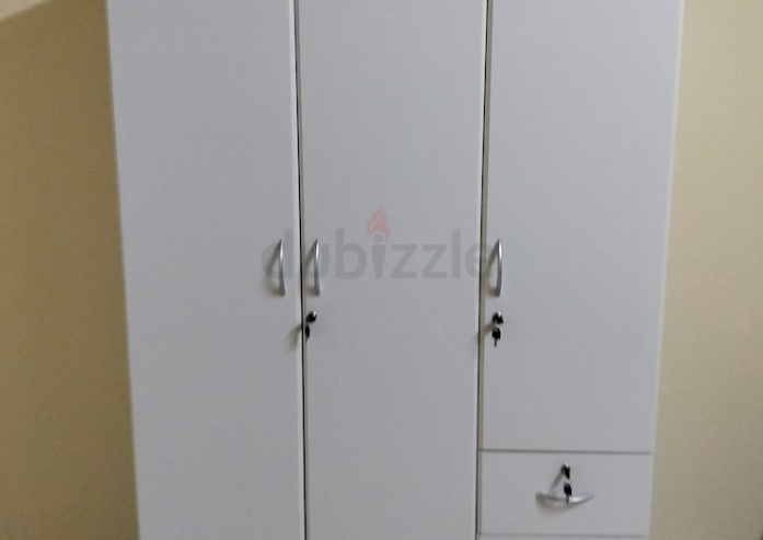 Brand new 3door wardrobe available white color